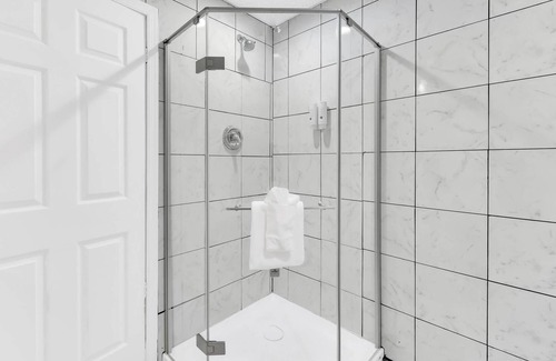 Salisbury Hotel | Quality Inn