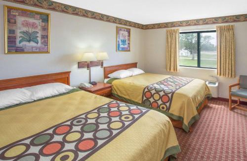 Shorewood-Tower Hills-Harbert Hotel | Quality Inn