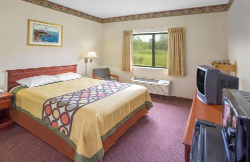 Shorewood-Tower Hills-Harbert Hotel | Quality Inn