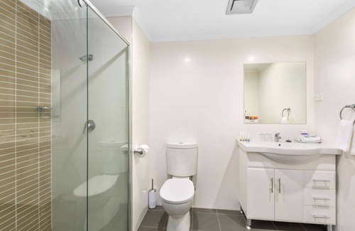 Towradgi Hotel | Quality Suites Pioneer Sands