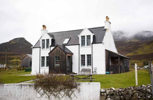Digg House | Quaraing House