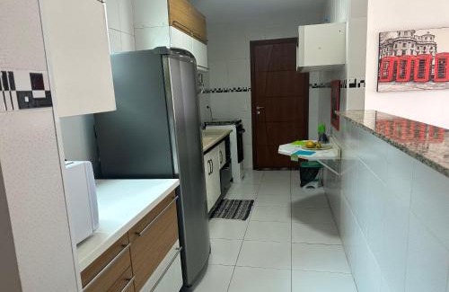 Jardim Excelsior House | Quarto Com Banheiro Próximo ao Shopping