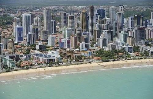 Loteamento Oceania II House | Quarto Individual para 3 Pessoas em AP Compartilhado