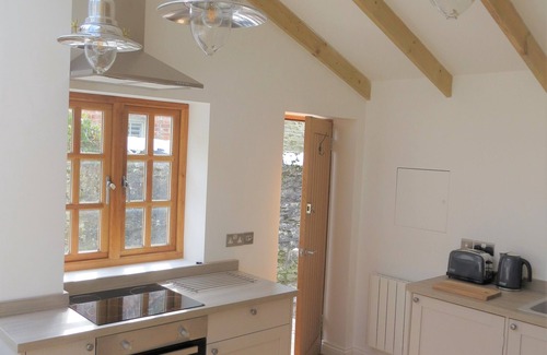 Charlestown Cottage | Quay Courtyard, cottage on Quay Road, alongside Charlestown Harbour.