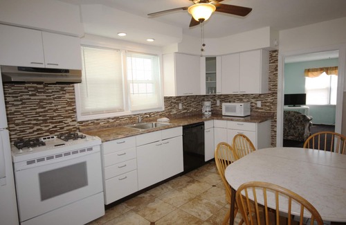 Wildwood Hotel | Quebec Motel