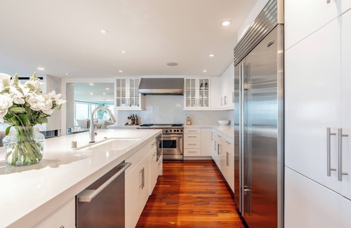 Queen Anne House | Queen Anne Executive Retreat, Skyline Views w/private gym, 7000 sqft