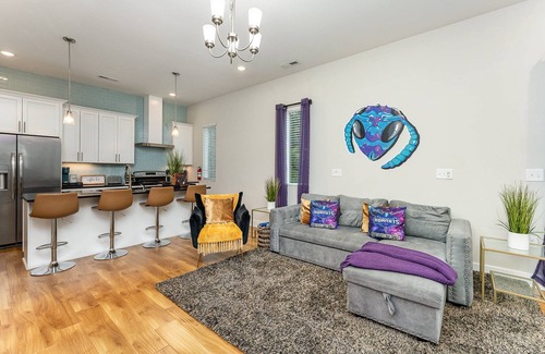 Third Ward House | Queen City Special: 10% Off 3+ nights!