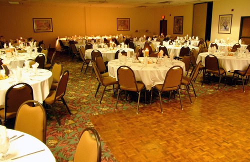 Worthington Hotel | Queen Room With Two Queen Beds Non-Smoking