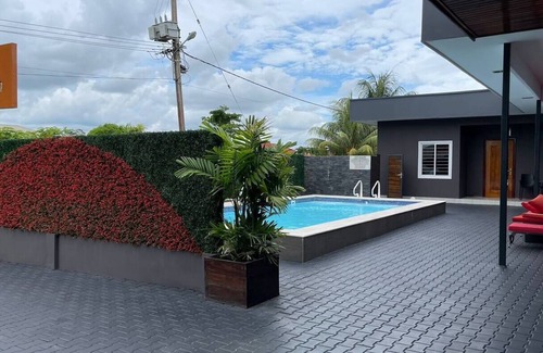 Paramaribo Apartment | Queen's Two Bedroom Apartment