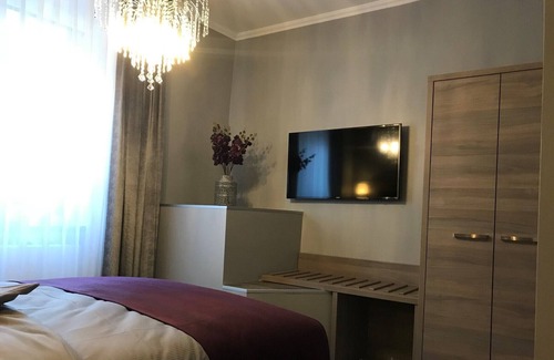 Rhens Apartment | Queen-size apartment F **** Liebenstein in the house Burgenheimat on the Romantic Rhine