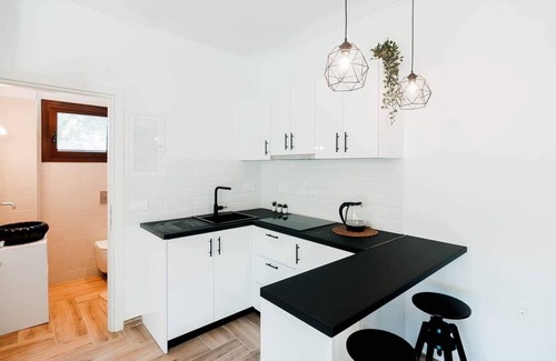 Parga Apartment | Queen suite with panoramic views