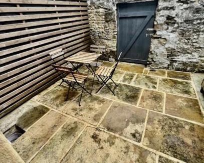 Skipton House | Queens Cottage