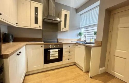 Skipton House | Queens Cottage