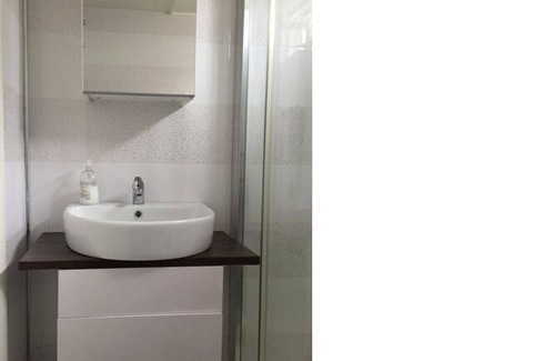 Cheetham Hill House | Queens Guesthouse Manchester