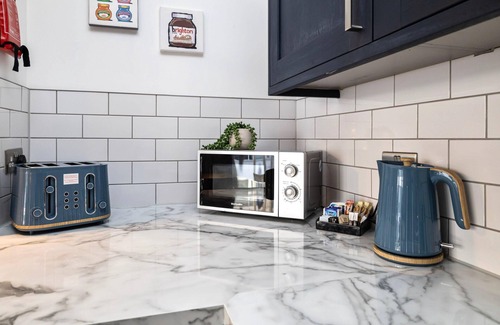 Brighton City Centre Apartment | Queens Mile 1 With Free Parking By My Getaways