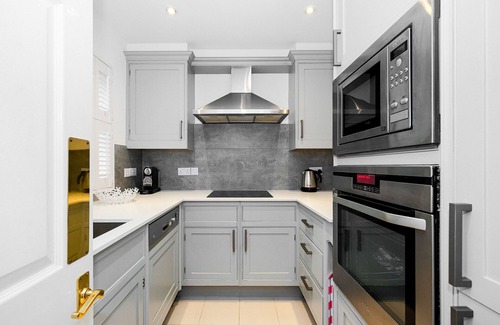 Norland House | Queensdale Place | Pro-Managed