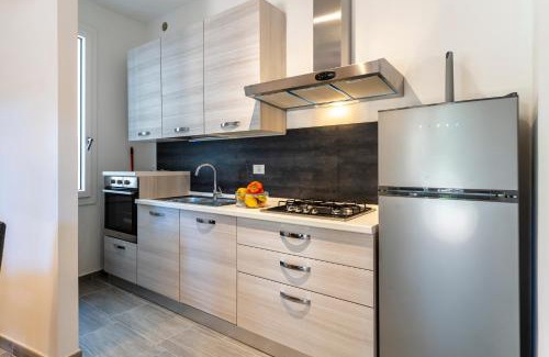 Quercianella Apartment | Quercianella Lovely Villa near the Sea W/Parking!