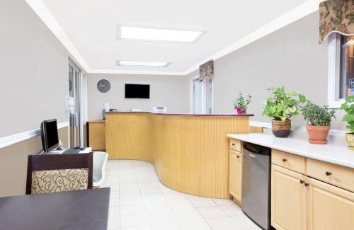 Quesnel Hotel | Quesnel Inn Motel