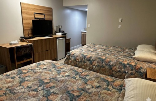 Quesnel Hotel | Quesnel Inn Motel