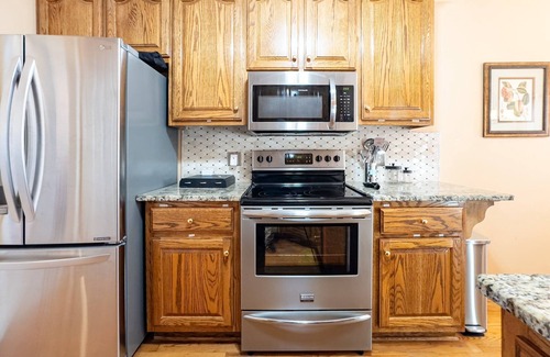 Cartersville House | Quiet 4BR Retreat 10Min to Downtown Cartersville