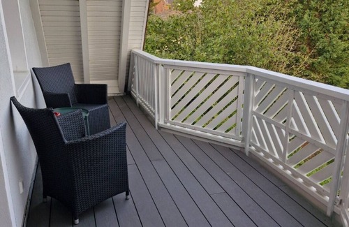 Kitzingen Apartment | Quiet apartment (82 m2) with balcony and parking space