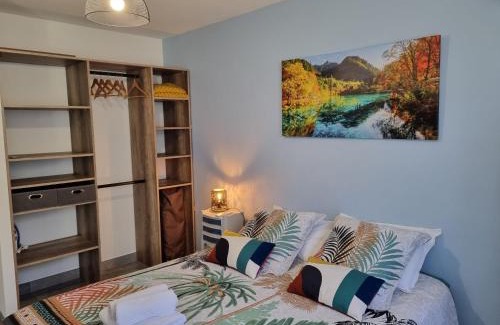 Costieres Apartment | Quiet apartment in a green setting