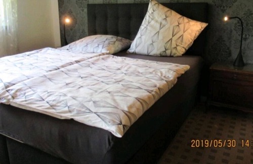 Breitbrunn Apartment | Quiet apartment in country villa, about 85 sqm