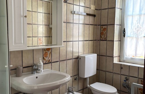 Colle D'orano Apartment | Quiet apartment in front of Corsica