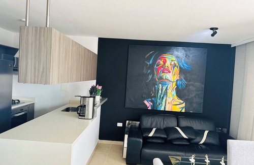 Floridablanca Apartment | Quiet, centrally located lodging. All rooms have air conditioning and hot water.