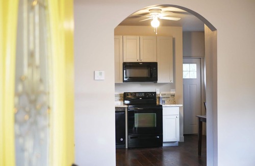 Hyrum House | Quiet, Convenient Location w/Great Amenities-Full Kitchen-Washer/Dryer-5g Wifi