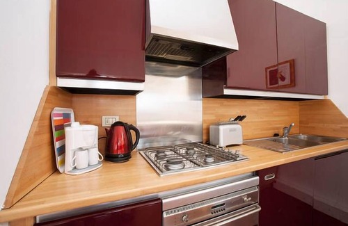 Santa Maria Novella Apartment | QUIET & COSY APARTMENT BY SANTA MARIA NOVELLA SQUARE AND TRAIN STATION