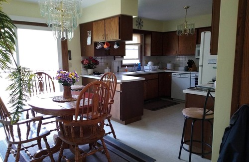 Stevens Point House | Quiet country house