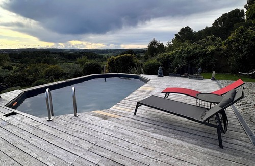 Velaux Villa | Quiet country house with swimming pool, close to all amenities. Aix en Pce