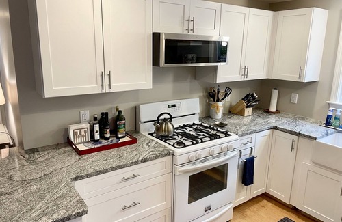 East Harwich House | Quiet Cul-de-Sac, Beach & Rail Trail Minutes Away