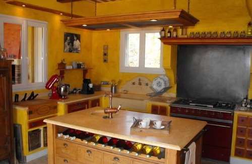 Mondragon House | Quiet heated swimming pool on a 22havineyard estate large house/air conditioning