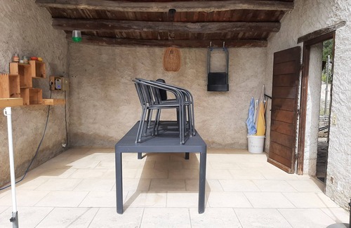 Saint-Marcel-d'Aredeche House | Quiet house for rent