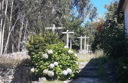 Cardielos Apartment | Quiet House in Viana do Castelo Pets Allowed