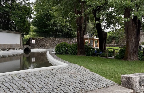 Cardielos Apartment | Quiet House in Viana do Castelo Pets Allowed