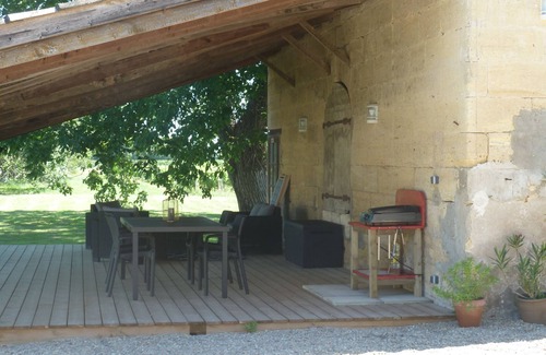 Sainte-Terre House | quiet house on the banks of the Dordogne near Saint Emilion