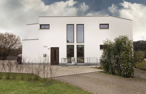 Bergisch Gladbach House | Quiet Nature Near Cologne 1