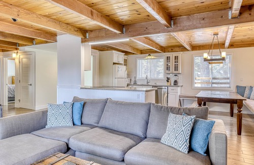 Chamberlands House | Quiet Neighborhood - Lake Retreat W/Stunning Views, New Deck, Easy Ski Access