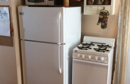 Phinney Ridge Cottage | Quiet One-Bedroom Cottage with Deck in Walkable Neighborhood