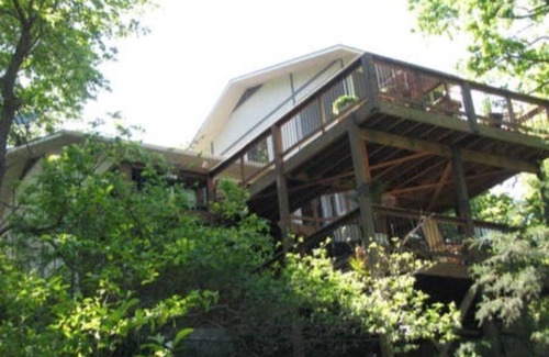 Sylvan Shores House | Quiet, Private, Relaxing, With HOT TUB and Adventures