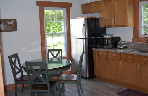 Waldoboro House | Quiet quaint cape house nestled between two coves
