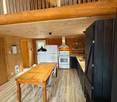 Saint-Fabien-de-Panet Ski Chalet | Quiet Refuge in Nature - Chalet la Sainte-Paix