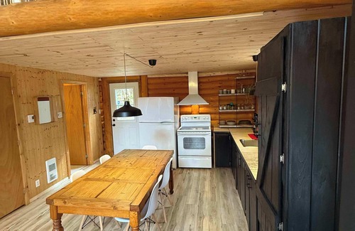 Saint-Fabien-de-Panet Ski Chalet | Quiet Refuge in Nature - Chalet la Sainte-Paix