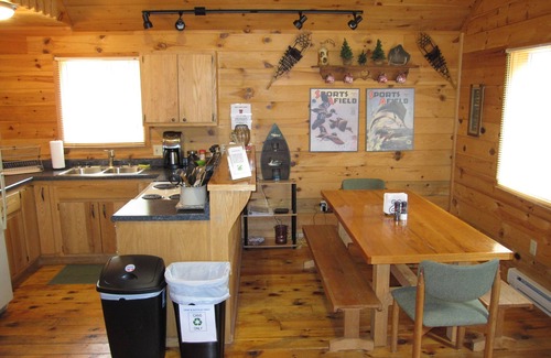 Wetmore Cottage | Quiet Rustic Cabin, Lake Access, Near Pictured Rocks! Boat, raft, Swimming!