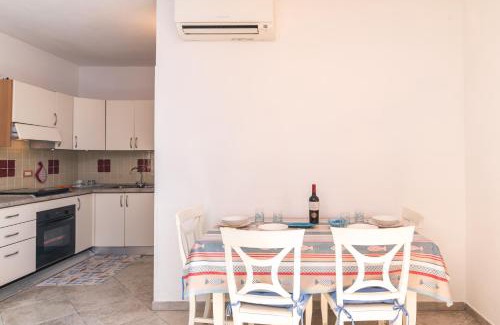 Monte Petrosu Apartment | Quiet Sanibel - Happy Rentals