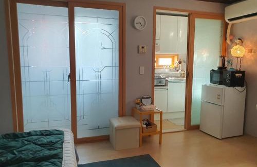 Sindang-dong Apartment | Quiet Stay near Keimyung Univ Seongseo