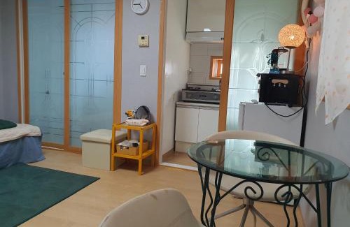 Sindang-dong Apartment | Quiet Stay near Keimyung Univ Seongseo